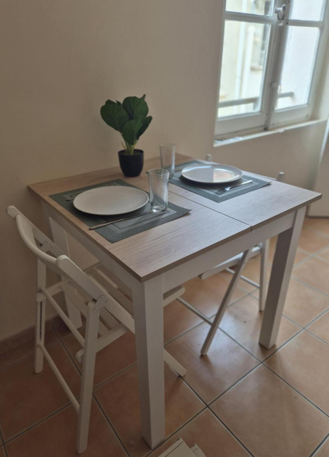 Charming T1 With Wifi In The Heart Of Appartement Toulon