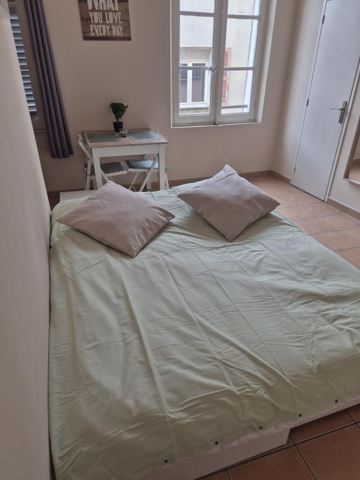 Charming T1 With Wifi In The Heart Of * Toulon